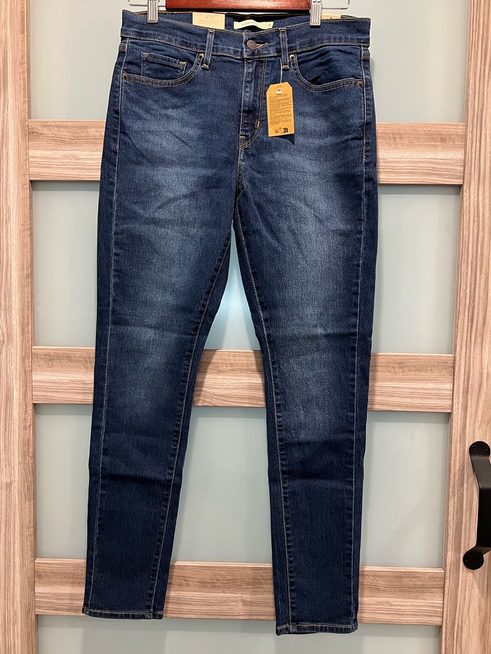 Levi’s | Women’s Classic Skinny Dark Blue Jeans